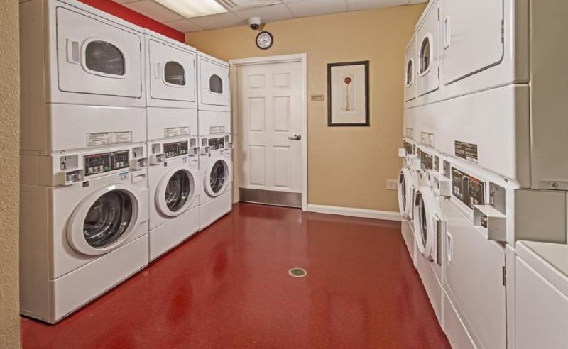 Towneplace Suites By Marriott Clinton At Joint Base Andrews מראה חיצוני תמונה
