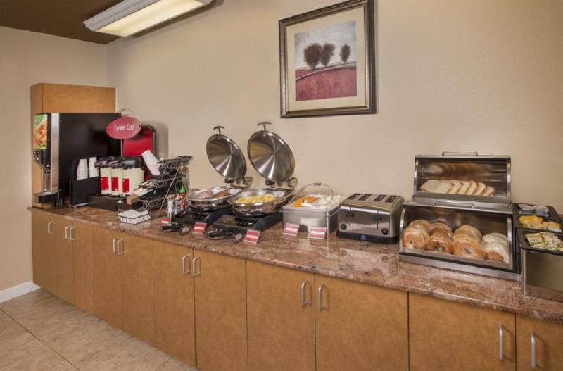 Towneplace Suites By Marriott Clinton At Joint Base Andrews מראה חיצוני תמונה