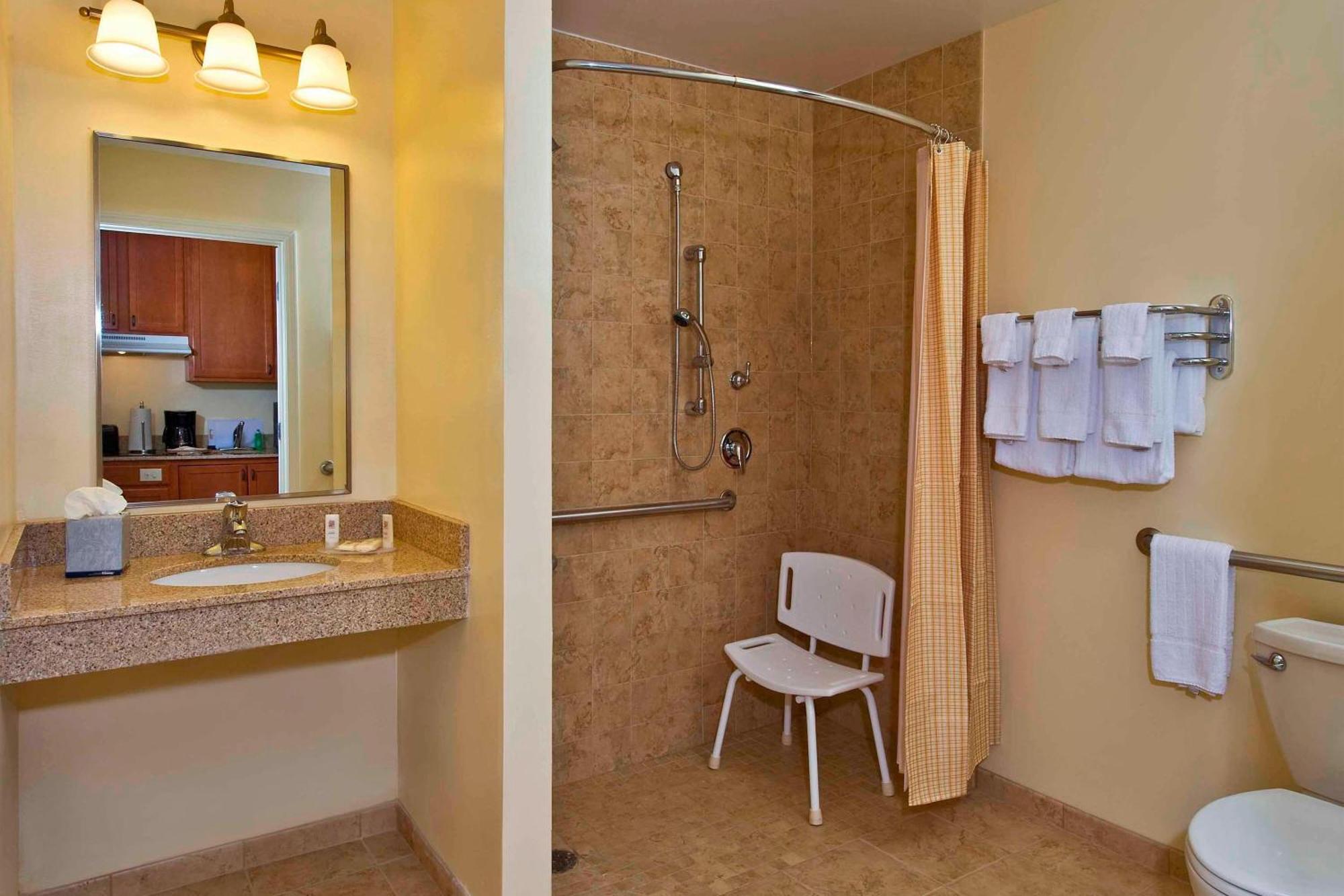 Towneplace Suites By Marriott Clinton At Joint Base Andrews מראה חיצוני תמונה
