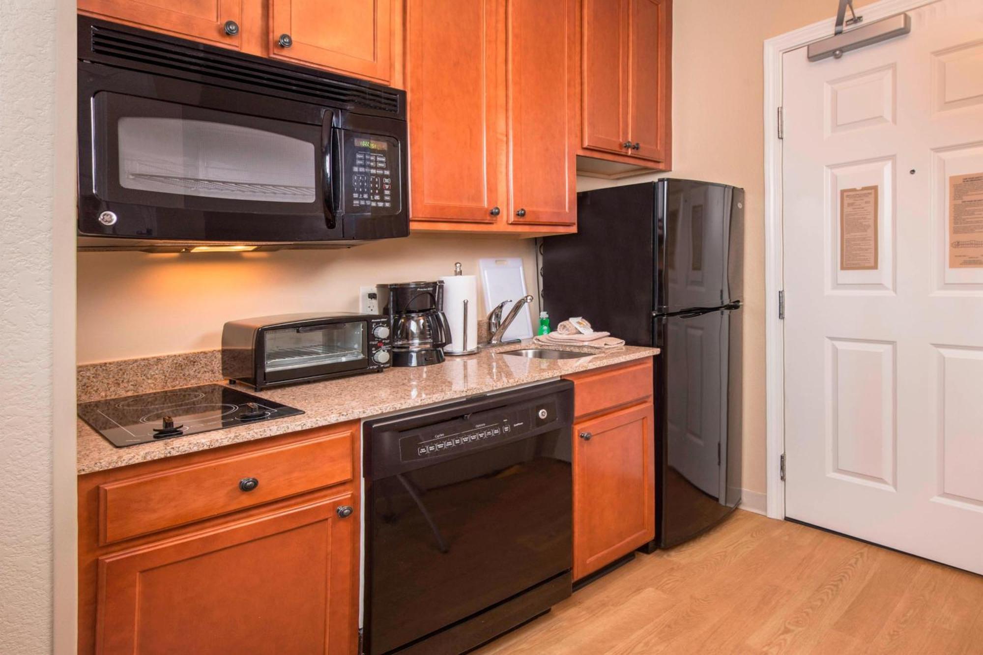 Towneplace Suites By Marriott Clinton At Joint Base Andrews מראה חיצוני תמונה