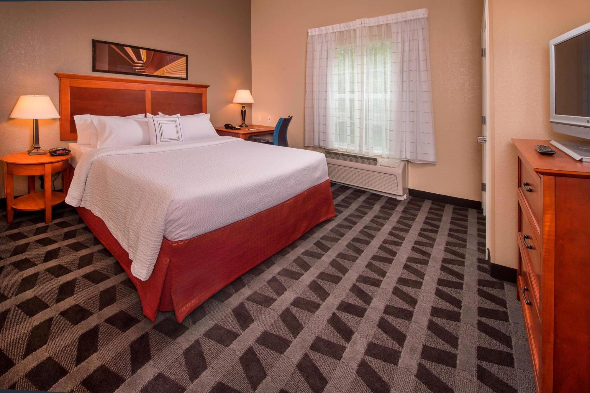 Towneplace Suites By Marriott Clinton At Joint Base Andrews מראה חיצוני תמונה