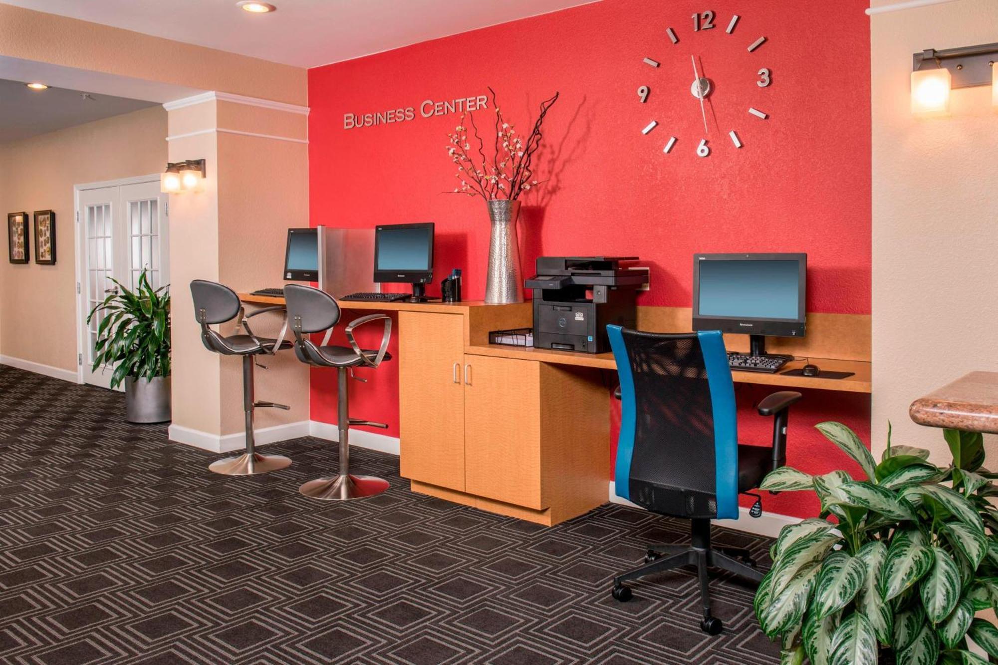 Towneplace Suites By Marriott Clinton At Joint Base Andrews מראה חיצוני תמונה