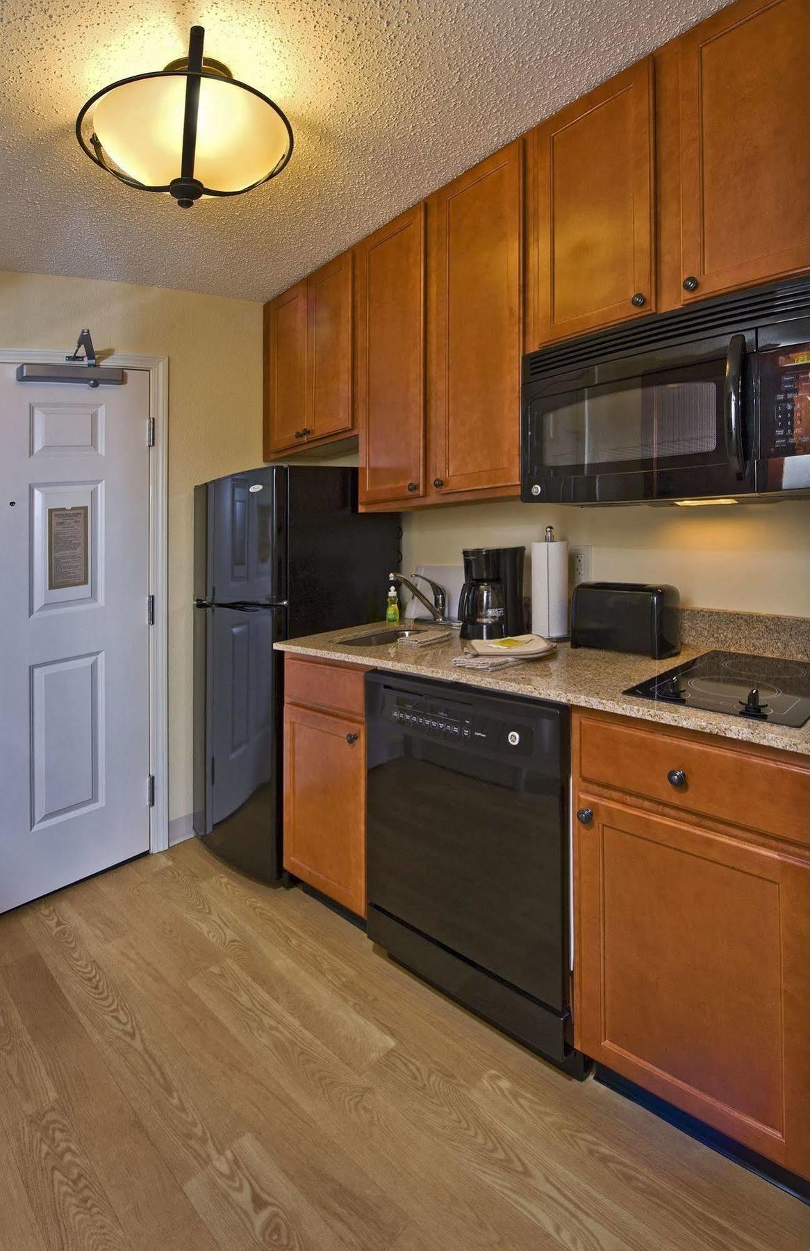Towneplace Suites By Marriott Clinton At Joint Base Andrews מראה חיצוני תמונה